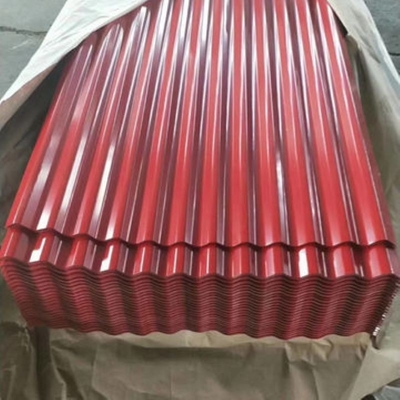 বিল্ডিং Z30 রঙিন প্রলিপ্ত ছাদ শীট SGCC 7-30um লাল ধাতব ছাদের প্যানেল