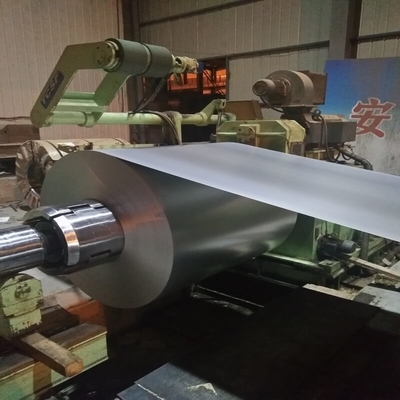 G3302 গ্যালভানাইজড স্টিল শিট JIS G3302 গ্যালভানাইজড মেটাল 4x8 2.5-3 টন