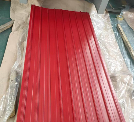 বিল্ডিং Z30 রঙিন প্রলিপ্ত ছাদ শীট SGCC 7-30um লাল ধাতব ছাদের প্যানেল
